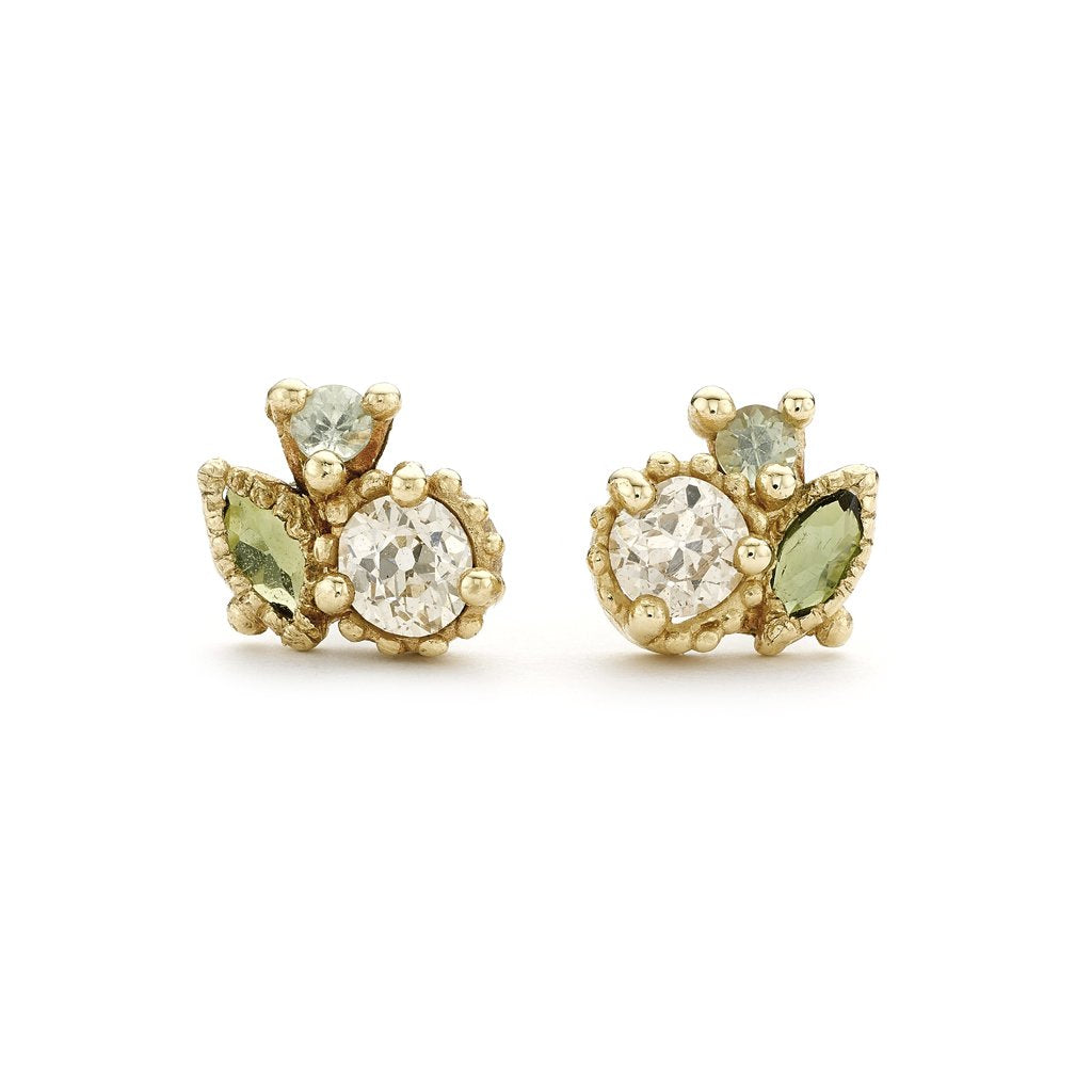 Champagne hot sale stud earrings